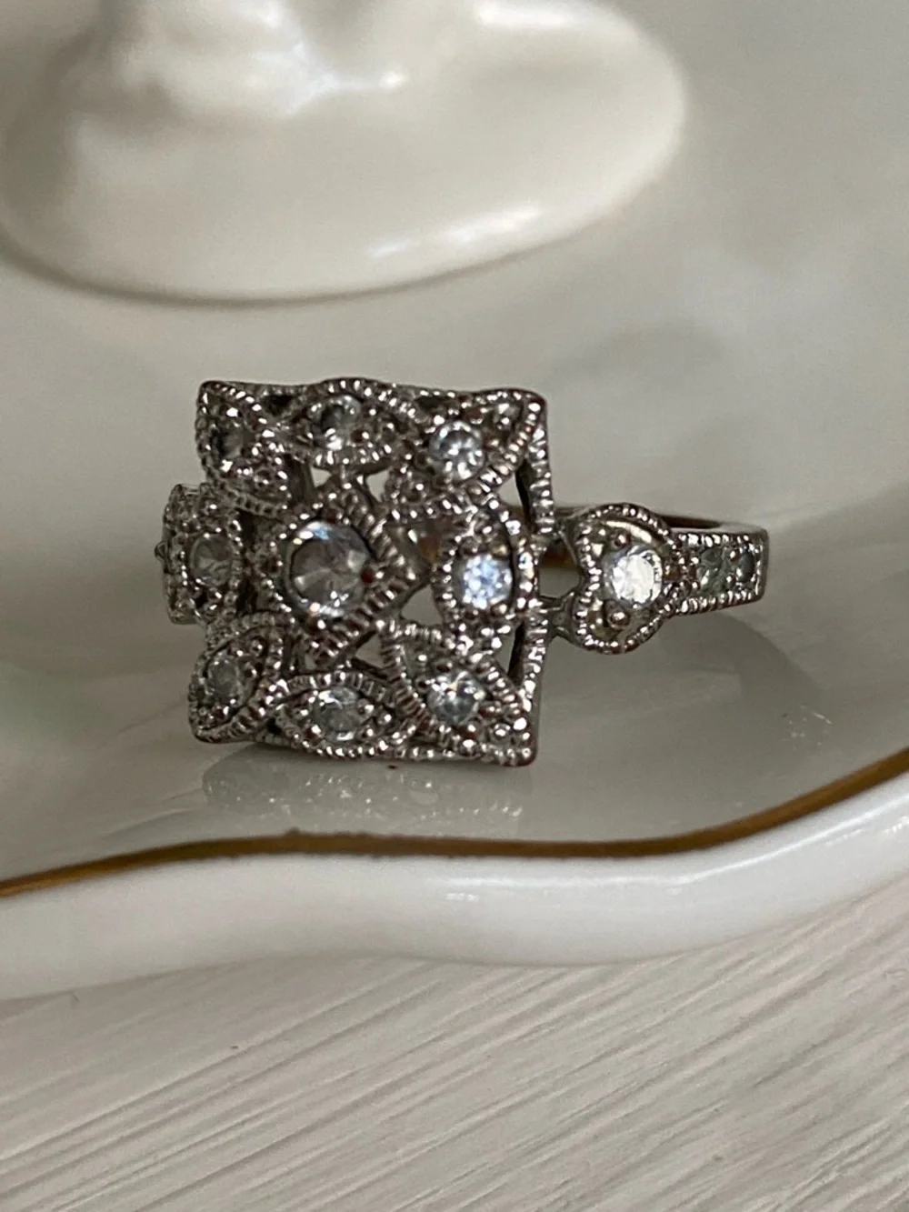 Cocktail Square Vintage Style Ring Floral Crystals Silver Tone Filigree Sz 7